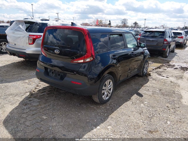 2020 Kia Soul Lx მანქანა იყიდება აუქციონზე, vin: KNDJ23AU7L7710428, აუქციონის ნომერი: 44701792