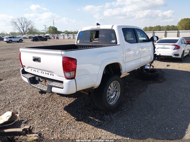 Продаж на аукціоні авто 2017 Toyota Tacoma, vin: 5TFAZ5CNXHX039275, номер лоту: 44701799