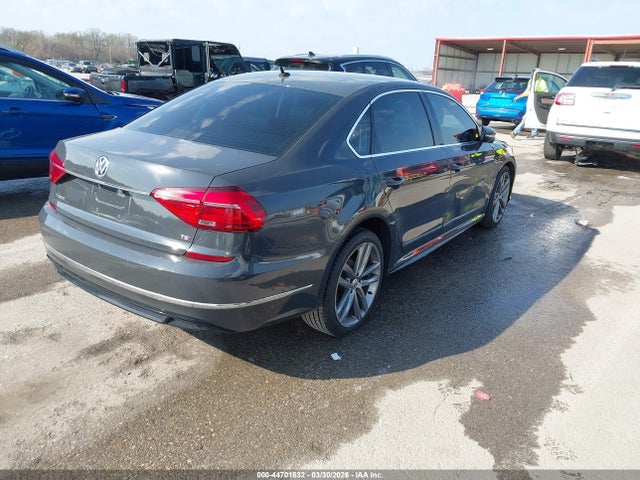 Продаж на аукціоні авто 2016 Volkswagen Passat 1.8t R-line, vin: 1VWAT7A30GC035334, номер лоту: 44701832