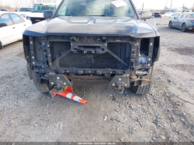 3GCUKREC8HG416985 Chevrolet Silverado 1500 2lt