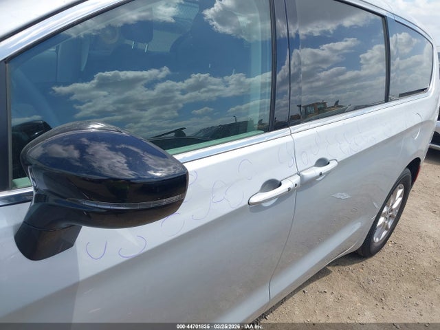 44701835 :رقم المزاد ، 2C4RC1BG7RR129418 vin ، 2024 Chrysler Pacifica Touring L مزاد بيع