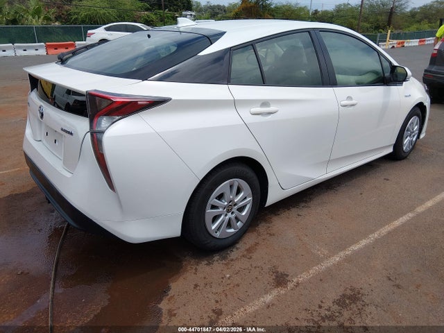 JTDKBRFU8G3015338 Toyota Prius Two