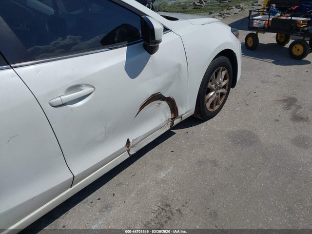 Продажа на аукционе авто 2017 Mazda Mazda3 Sport, vin: 3MZBN1U72HM141116, номер лота: 44701849