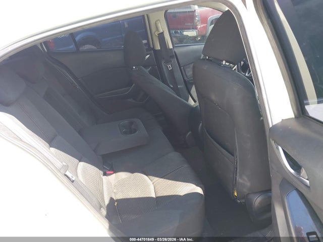 Продажа на аукционе авто 2017 Mazda Mazda3 Sport, vin: 3MZBN1U72HM141116, номер лота: 44701849
