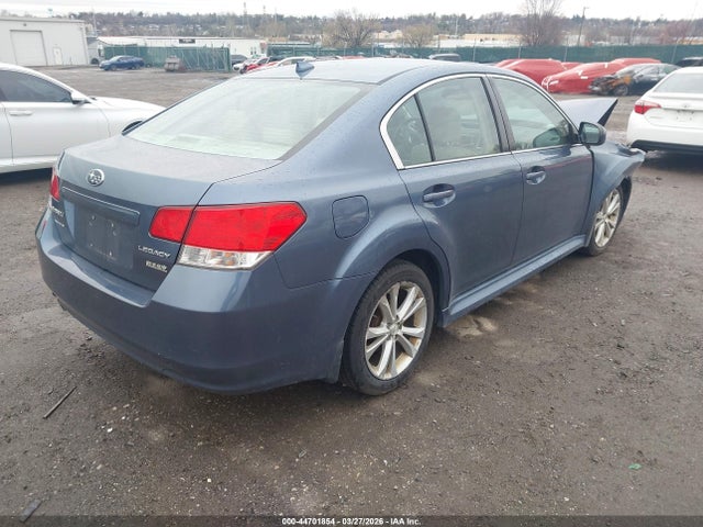 44701854 :رقم المزاد ، 4S3BMBK6XD3035563 vin ، 2013 Subaru Legacy 2.5i Limited مزاد بيع