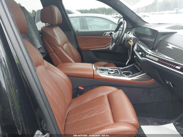 5UX33EM09R9T70625 BMW X7 M60i