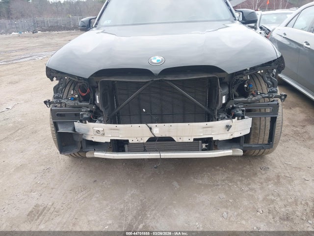 5UX33EM09R9T70625 BMW X7 M60i