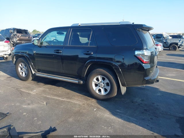 2015 TOYOTA 4RUNNER JTEZU5JR8F5091497 Photo 2