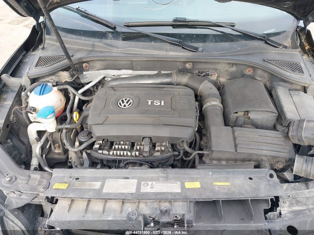 44701900 :رقم المزاد ، 1VWAT7A31FC113988 vin ، 2015 Volkswagen Passat 1.8t Limited Edition مزاد بيع