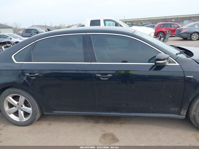 44701900 :رقم المزاد ، 1VWAT7A31FC113988 vin ، 2015 Volkswagen Passat 1.8t Limited Edition مزاد بيع