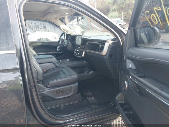 Продаж на аукціоні авто 2024 Ford Expedition Xlt Max, vin: 1FMJK1J8XREA38713, номер лоту: 44701907
