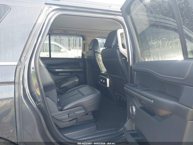 Продаж на аукціоні авто 2024 Ford Expedition Xlt Max, vin: 1FMJK1J8XREA38713, номер лоту: 44701907