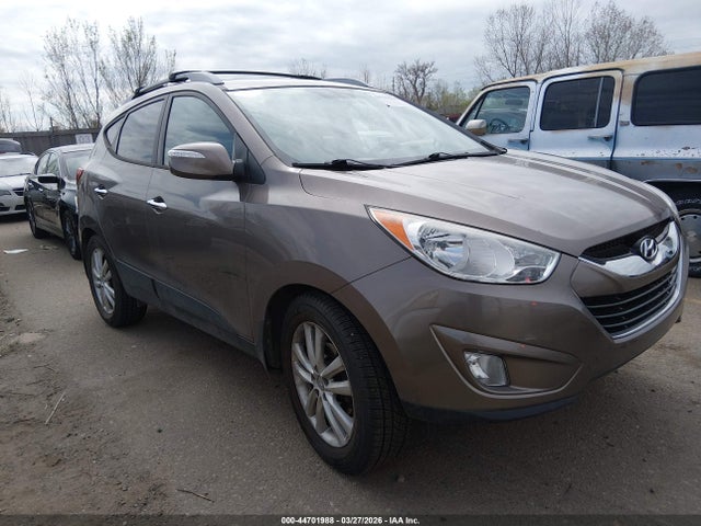 2013 HYUNDAI TUCSON KM8JUCAC2DU645715