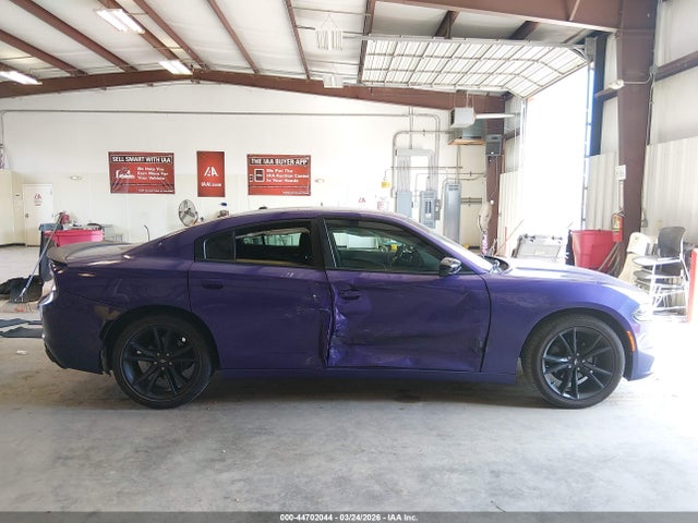 44702044 :رقم المزاد ، 2C3CDXBG6JH328934 vin ، 2018 Dodge Charger Sxt Rwd مزاد بيع