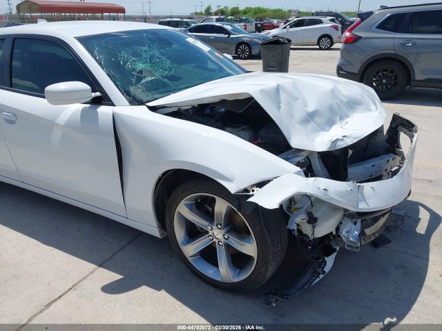 Продажа на аукционе авто 2015 Dodge Charger Sxt, vin: 2C3CDXHG5FH722472, номер лота: 44702072