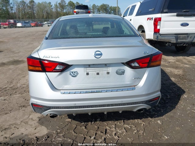 1N4BL4DW1NN344779 Nissan Altima Sv Intelligent Awd