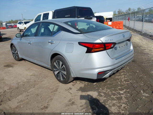 1N4BL4DW1NN344779 Nissan Altima Sv Intelligent Awd