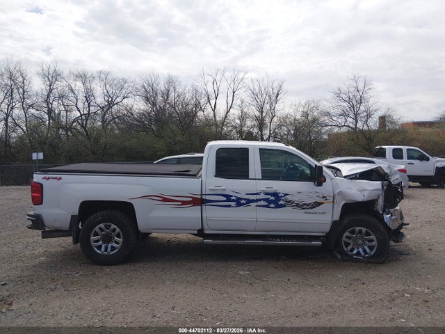 44702112 :رقم المزاد ، 1GC2KVEY3JZ125943 vin ، 2018 Chevrolet Silverado 2500hd Lt مزاد بيع