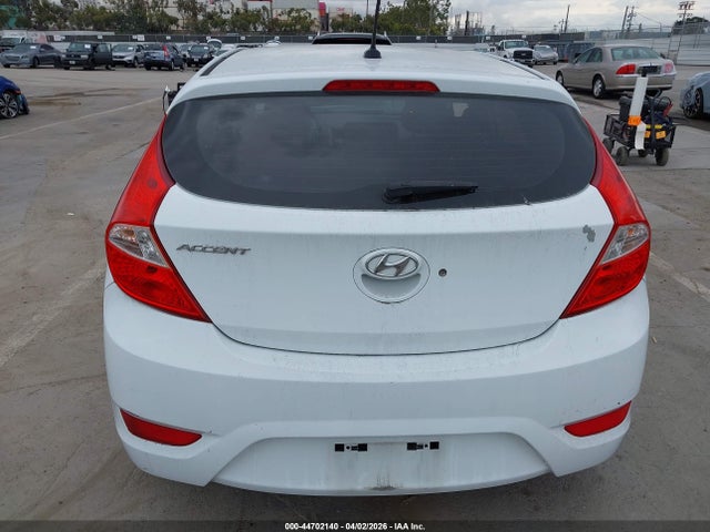Продаж на аукціоні авто 2015 Hyundai Accent Gs, vin: KMHCT5AE5FU225779, номер лоту: 44702140