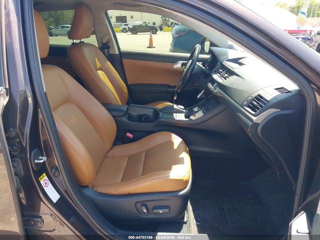 Продажа на аукционе авто 2013 Lexus Ct 200h, vin: JTHKD5BH2D2134322, номер лота: 44702166