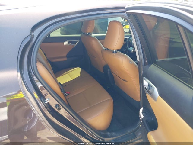 Продажа на аукционе авто 2013 Lexus Ct 200h, vin: JTHKD5BH2D2134322, номер лота: 44702166