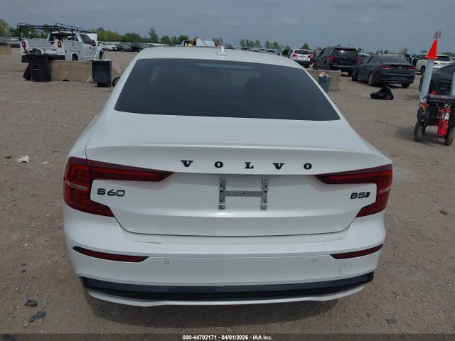 44702171 :رقم المزاد ، 7JRL12TH4RG290465 vin ، 2024 Volvo S60 B5 Plus Black Edition مزاد بيع