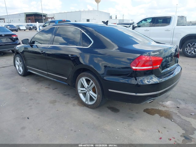 1VWCV7A31FC008676 Volkswagen Passat 2.0l Tdi Sel Premium