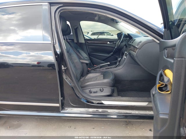 1VWCV7A31FC008676 Volkswagen Passat 2.0l Tdi Sel Premium