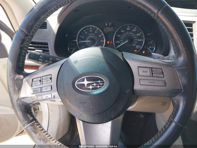 2011 Subaru Outback 3.6r Limited მანქანა იყიდება აუქციონზე, vin: 4S4BRDLC3B2439949, აუქციონის ნომერი: 44702203