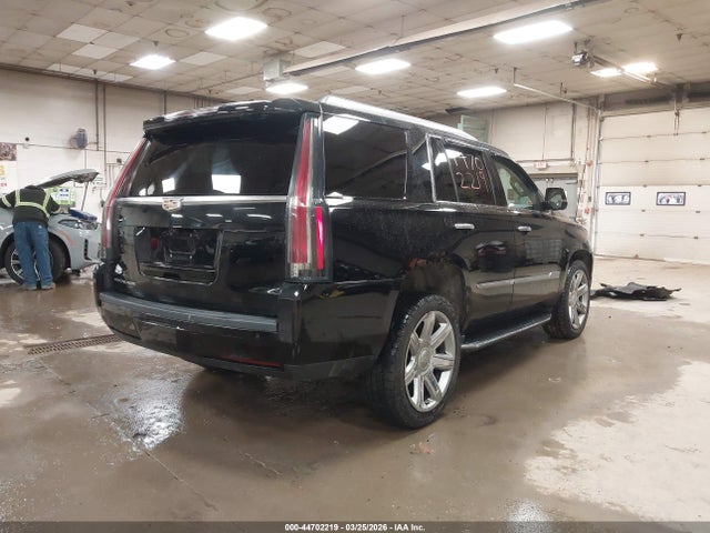 Продаж на аукціоні авто 2020 Cadillac Escalade 4wd Luxury, vin: 1GYS4BKJXLR127816, номер лоту: 44702219