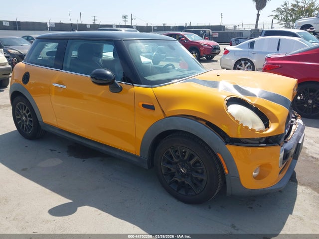 2015 MINI HARDTOP WMWXM5C55FT937762 Photo 0