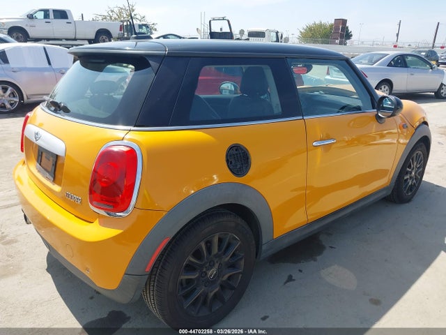 2015 MINI HARDTOP WMWXM5C55FT937762 Photo 3