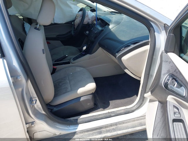 2018 Ford Focus Se მანქანა იყიდება აუქციონზე, vin: 1FADP3F21JL269010, აუქციონის ნომერი: 44702308
