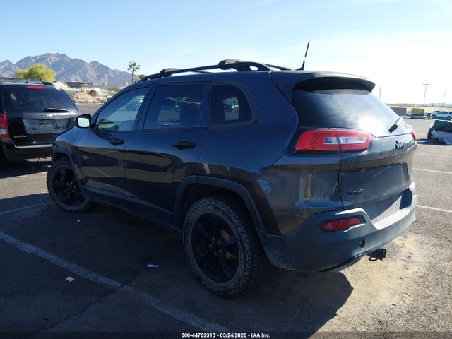 1C4PJMAS9GW359552 Jeep Cherokee Altitude