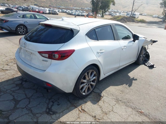 Продажа на аукционе авто 2016 Mazda Mazda3 S Grand Touring, vin: JM1BM1N30G1322227, номер лота: 44702344