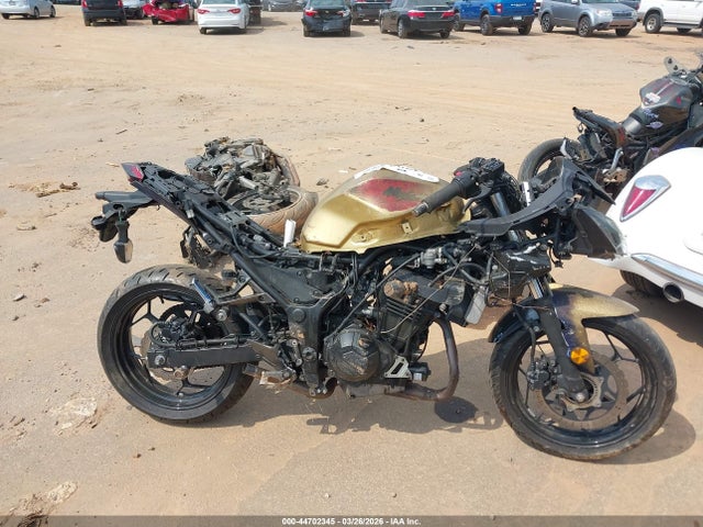 Kawasaki Ex300 B 2015 JKAEX8B14FDA19588 Image 11