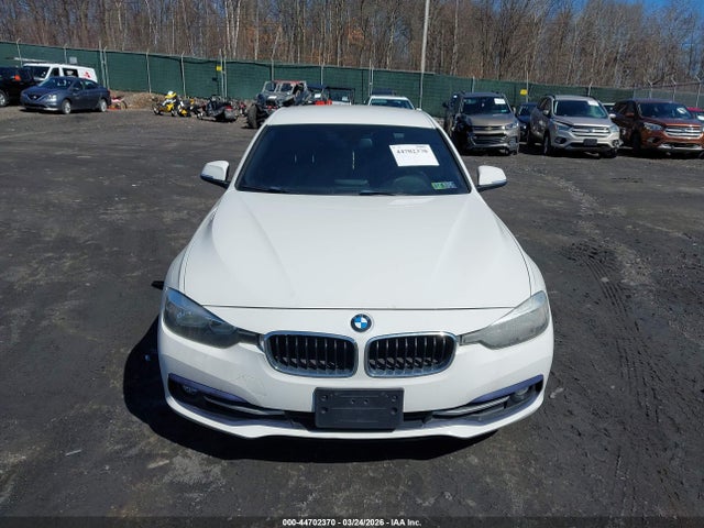 2016 Bmw 328i Xdrive მანქანა იყიდება აუქციონზე, vin: WBA8E3G54GNU01715, აუქციონის ნომერი: 44702370