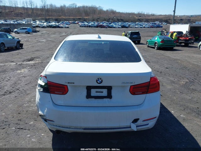 2016 Bmw 328i Xdrive მანქანა იყიდება აუქციონზე, vin: WBA8E3G54GNU01715, აუქციონის ნომერი: 44702370
