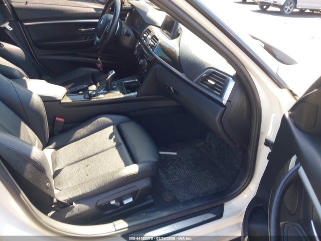 2016 Bmw 328i Xdrive მანქანა იყიდება აუქციონზე, vin: WBA8E3G54GNU01715, აუქციონის ნომერი: 44702370