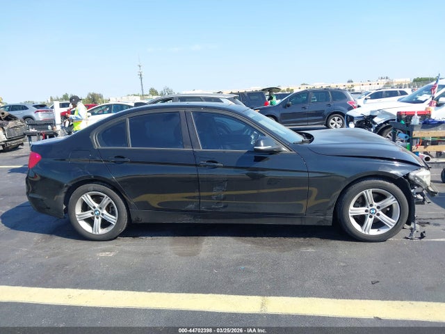 2013 Bmw 328i მანქანა იყიდება აუქციონზე, vin: WBA3A5G58DNP22024, აუქციონის ნომერი: 44702398