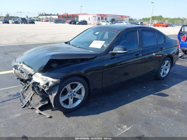 2013 Bmw 328i მანქანა იყიდება აუქციონზე, vin: WBA3A5G58DNP22024, აუქციონის ნომერი: 44702398