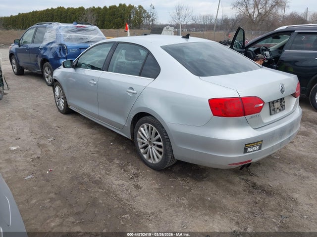 2012 Volkswagen Jetta 2.5l Sel მანქანა იყიდება აუქციონზე, vin: 3VWLP7AJ5CM347752, აუქციონის ნომერი: 44702419