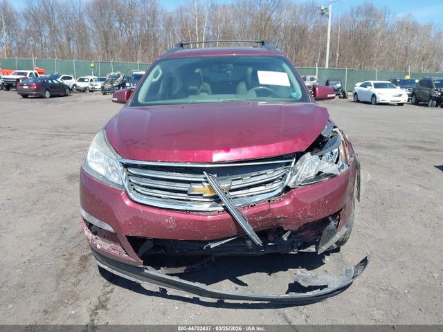 Продаж на аукціоні авто 2017 Chevrolet Traverse 2lt, vin: 1GNKRHKD0HJ210107, номер лоту: 44702437