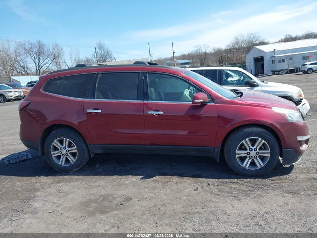 Продаж на аукціоні авто 2017 Chevrolet Traverse 2lt, vin: 1GNKRHKD0HJ210107, номер лоту: 44702437