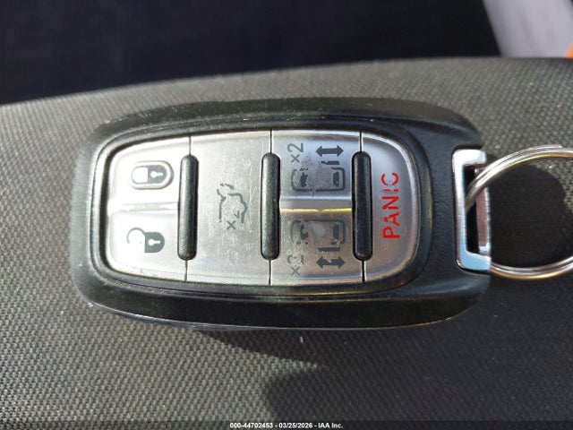 Продаж на аукціоні авто 2017 Chrysler Pacifica Touring, vin: 2C4RC1DG3HR537782, номер лоту: 44702453