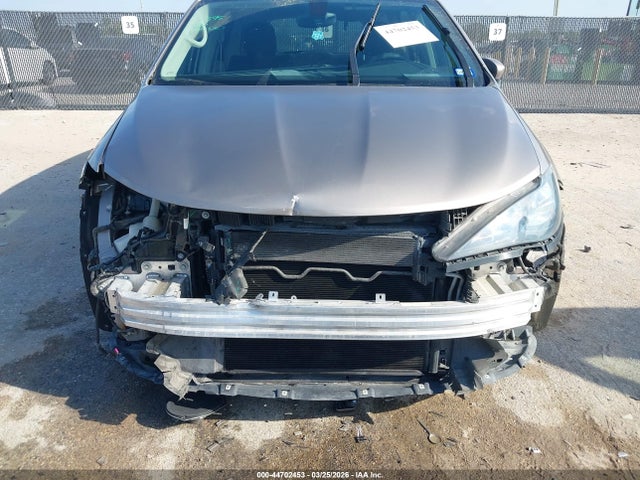 Продаж на аукціоні авто 2017 Chrysler Pacifica Touring, vin: 2C4RC1DG3HR537782, номер лоту: 44702453