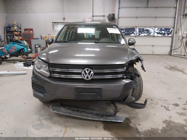 Aukcja sprzedaży 2014 Volkswagen Tiguan S, vin: WVGBV3AX8EW519952, numer aukcji: 44702455