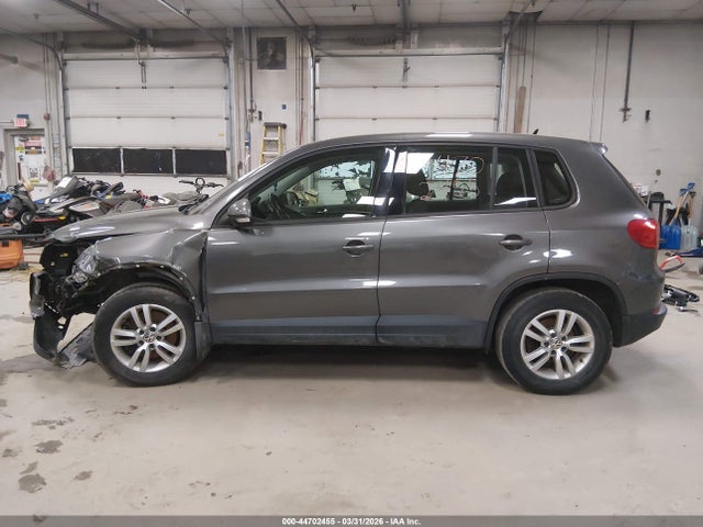 Aukcja sprzedaży 2014 Volkswagen Tiguan S, vin: WVGBV3AX8EW519952, numer aukcji: 44702455