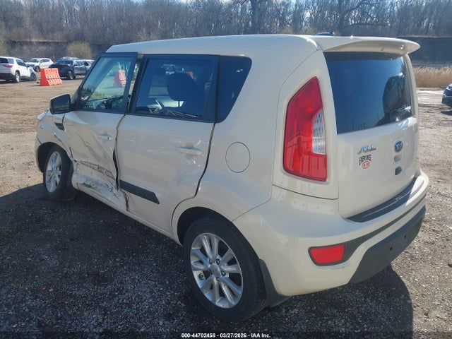 44702458 :رقم المزاد ، KNDJT2A68D7770437 vin ، 2013 Kia Soul + مزاد بيع