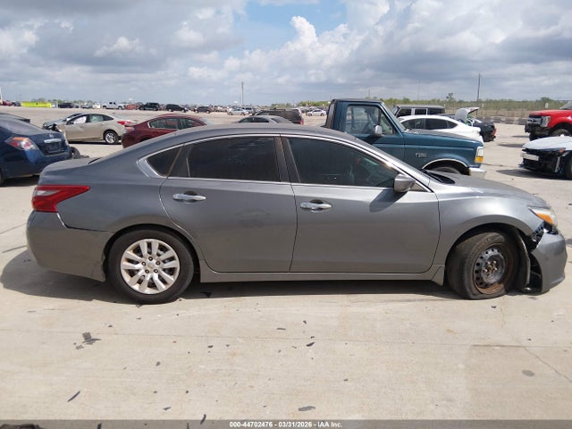 1N4AL3AP0JC471175 Nissan Altima 2.5 S